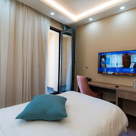 Aurora Hotel 3*
