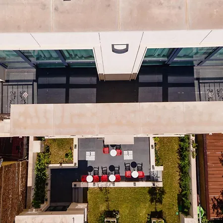 Aurora Hotel 3*